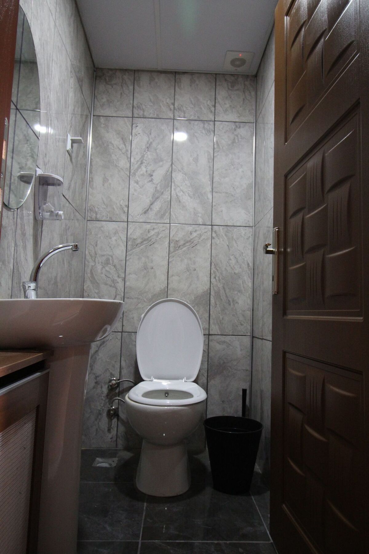 Deeps Hostel Eskişehir Kültér fotó